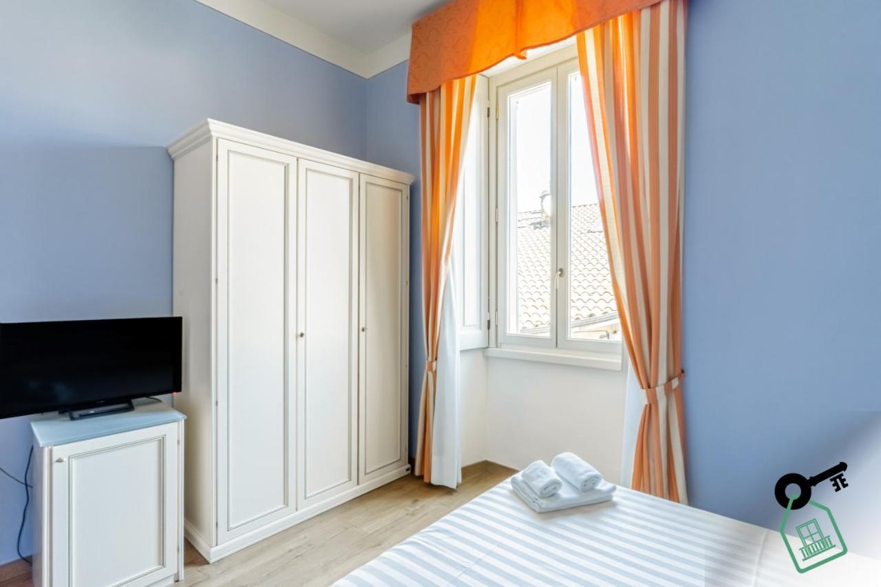 Hotel Rooms Lago Maggiore Verbania Exteriör bild