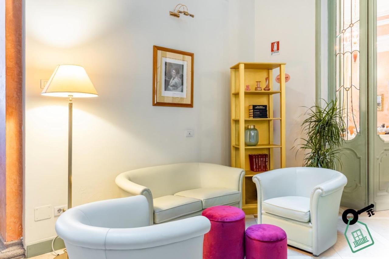 Hotel Rooms Lago Maggiore Verbania Exteriör bild